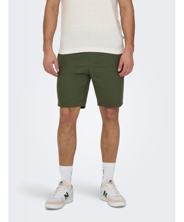 ONLY & SONS shorts i bomuld-hør blanding i mørkegrøn til herre billede 3