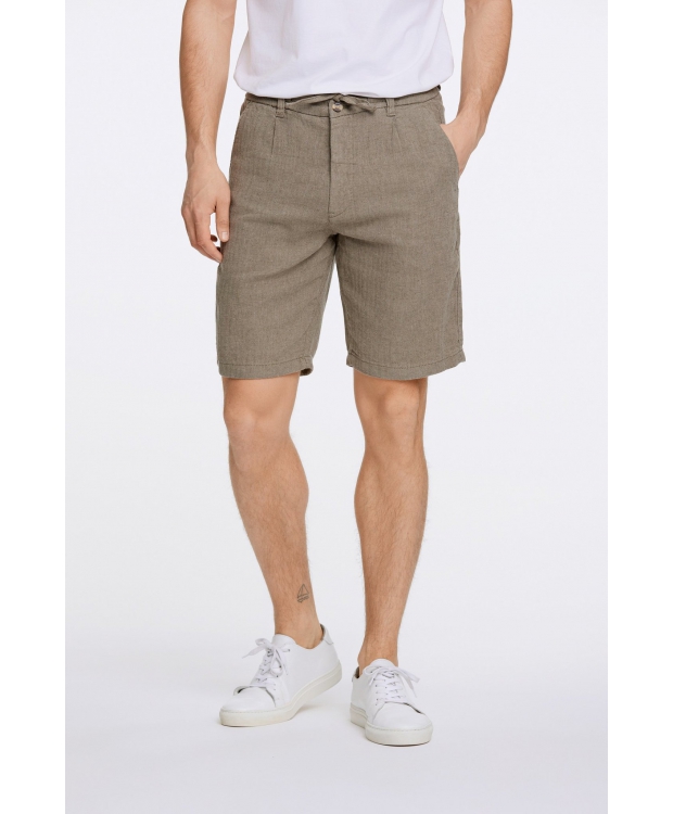 Lindbergh Linned Shorts i armygrøn til herre billede 3