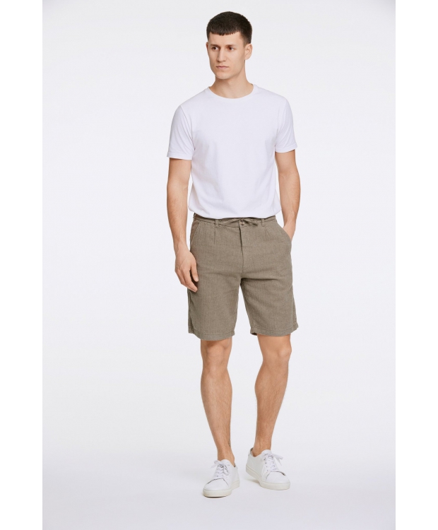 Lindbergh Linned Shorts i armygrøn til herre billede 5