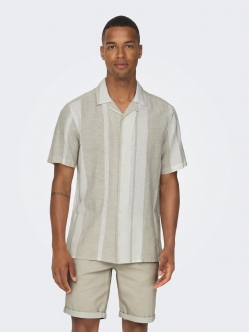 ONLY & SONS kortærmet skjorte i Vintage Khaki med striber til herre