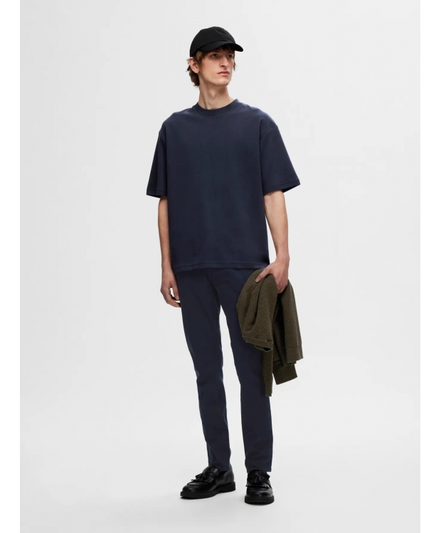 SELECTED T-shirt med rund hals i navy til herre billede 4