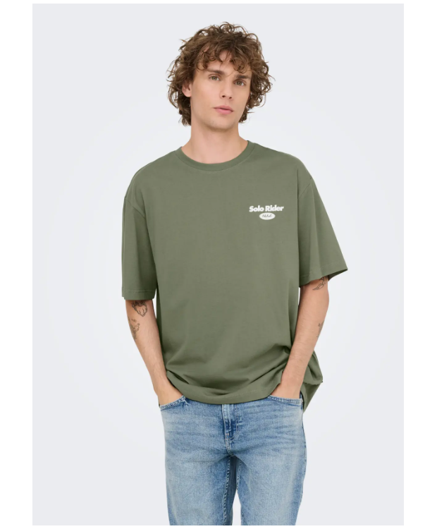 ONLY & SONS relaxed fit T-shirt i grøn med print til herre billede 2