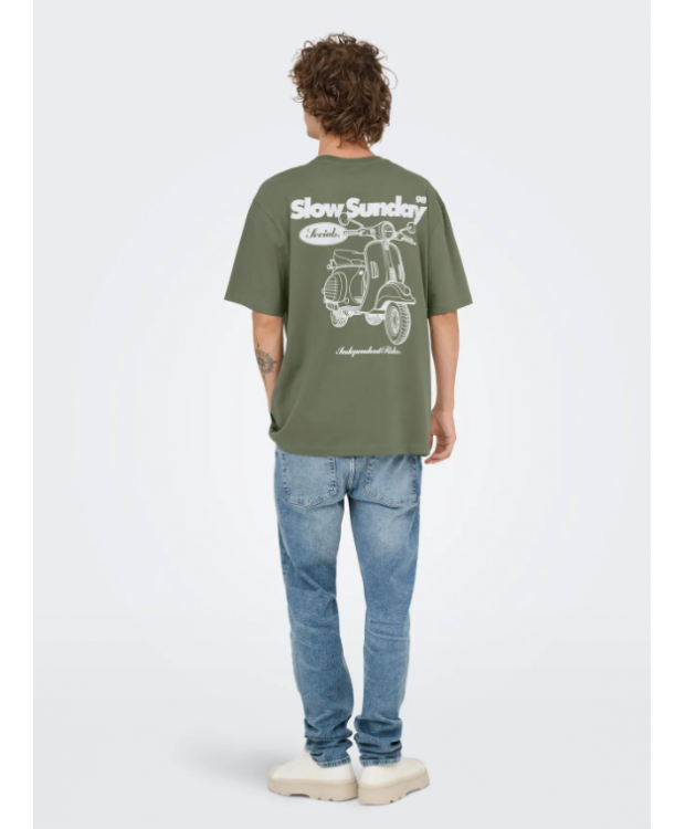 ONLY & SONS relaxed fit T-shirt i grøn med print til herre billede 5