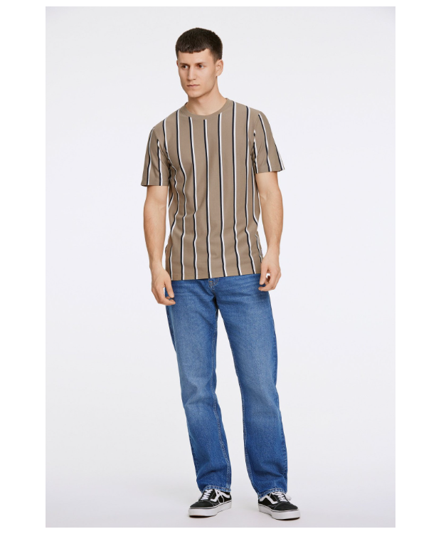 Lindbergh T-shirt med rund hals i mørk sandfarve med striber til herre billede 3