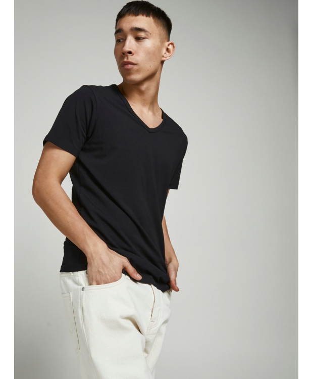 Jack & Jones T-shirts 2-pak sort med v-hals til herre billede 2