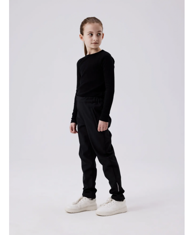 Name It slim fit-softshellbukser i sort til piger billede 2