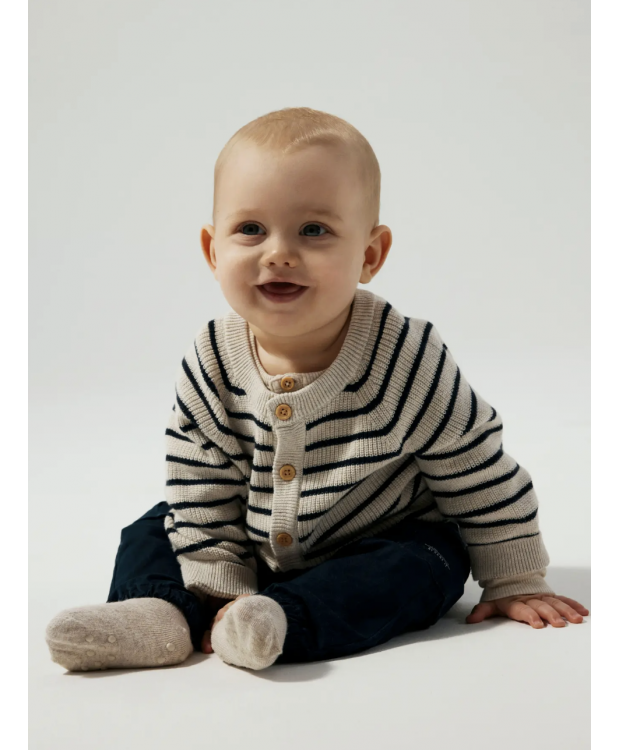 Name It langærmet strikcardigan i beige til drenge billede 2