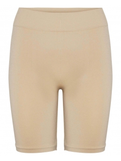 Vero Moda sømløse shorts i tan til kvinder - OUTLET
